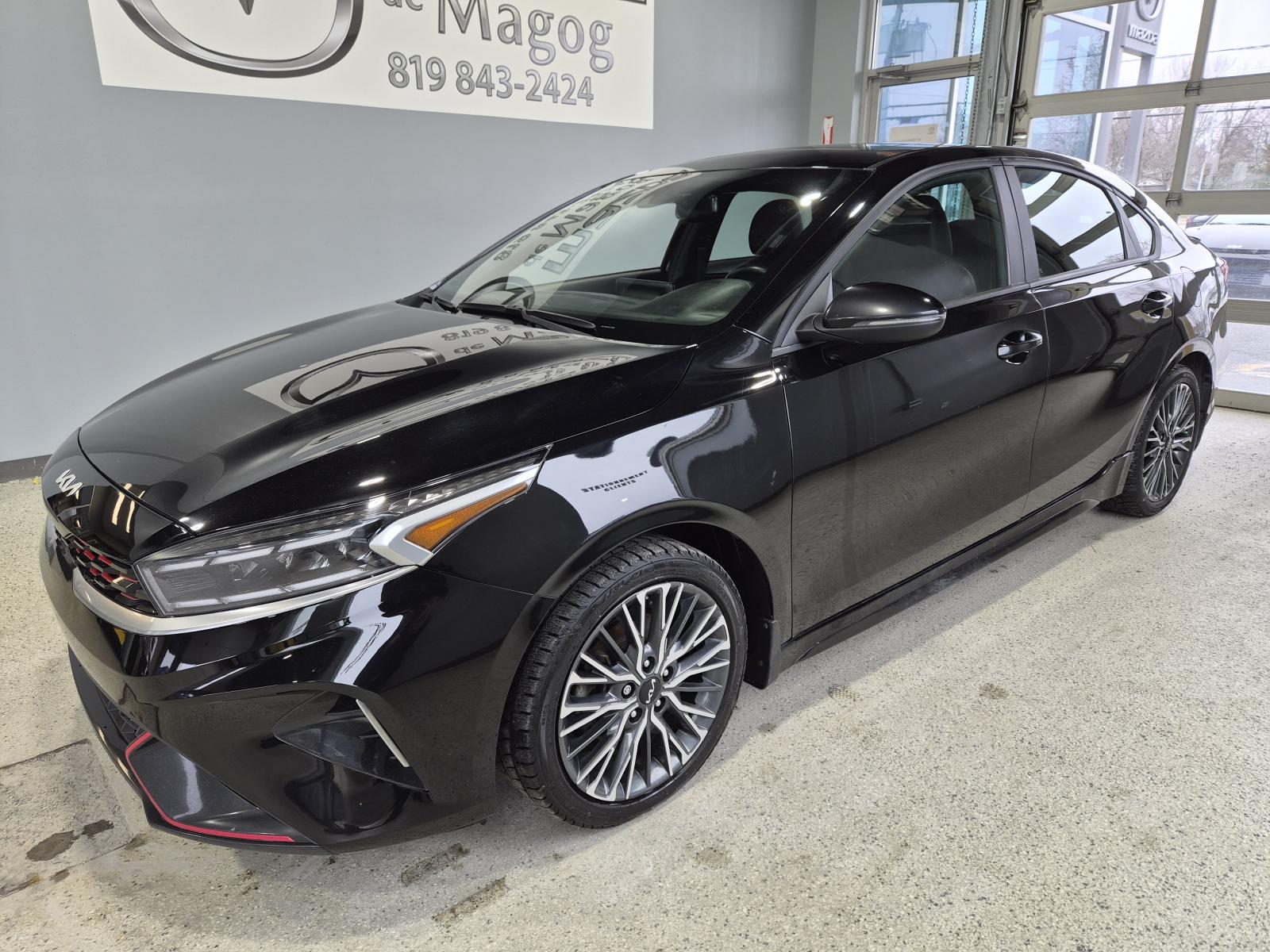 Kia Forte GT-Line 2023 — photo 2