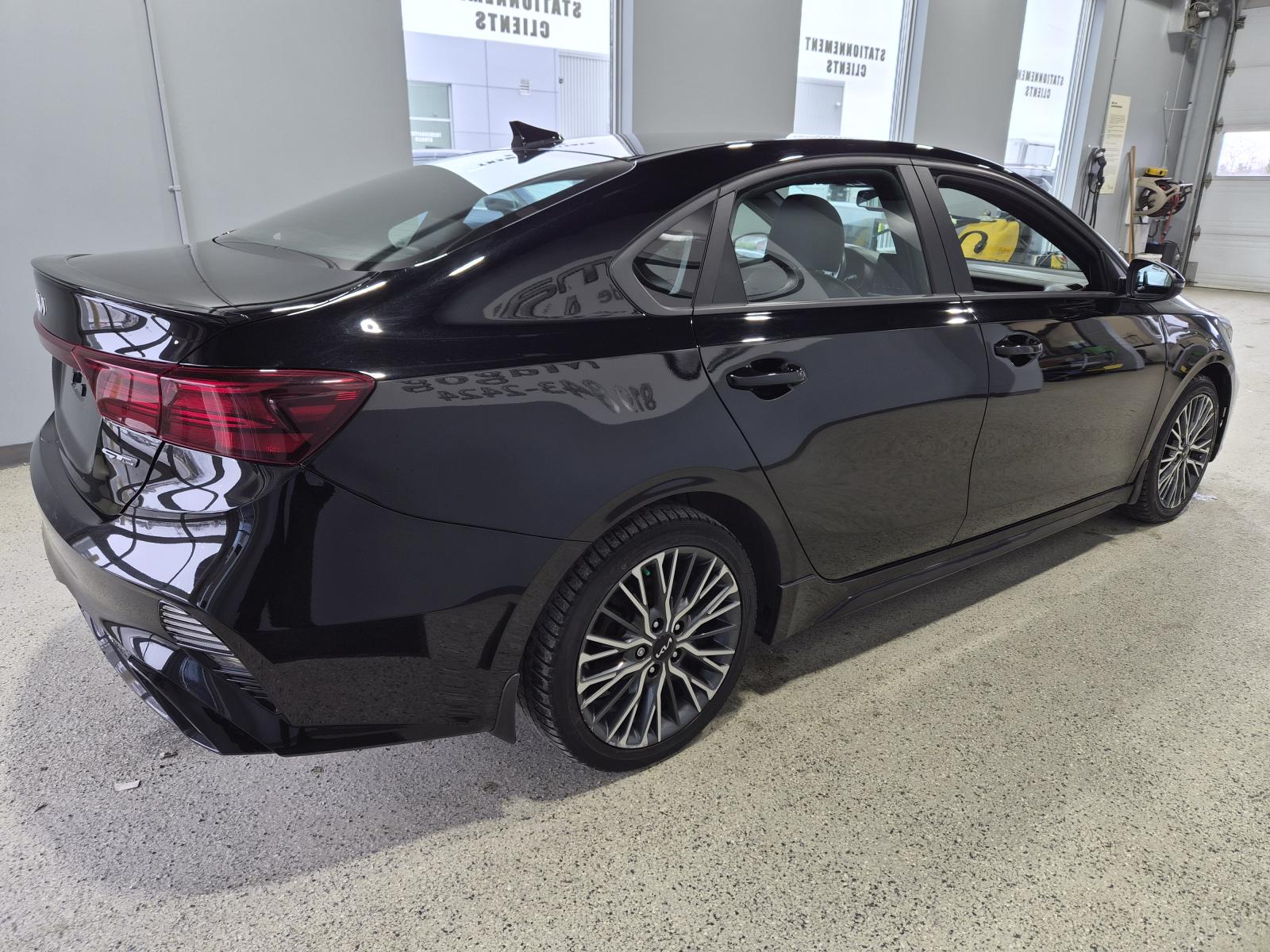 Kia Forte GT-Line 2023 — photo 5