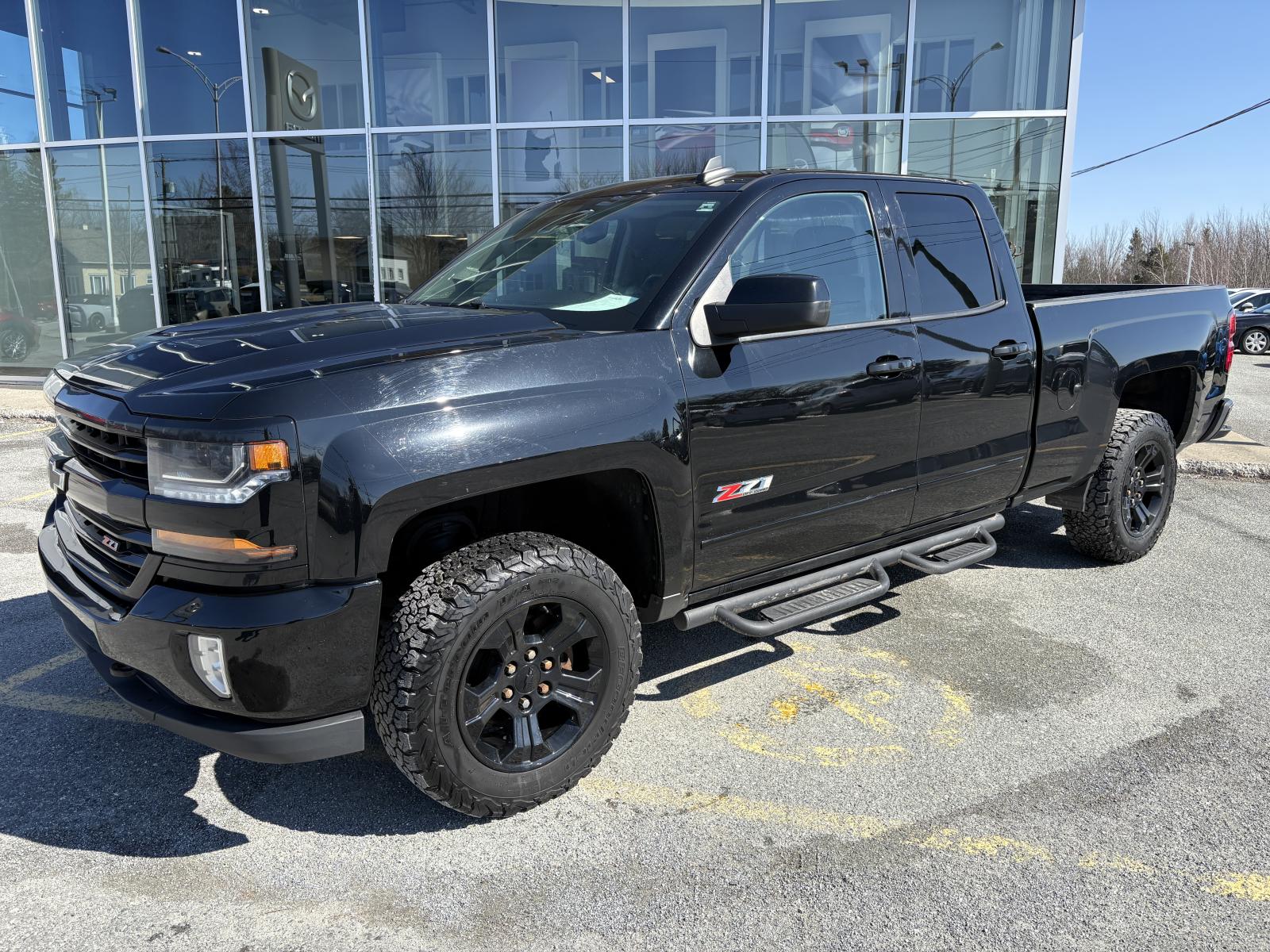 Image 2 Chevrolet SIlverado LD 1500 LT 2019