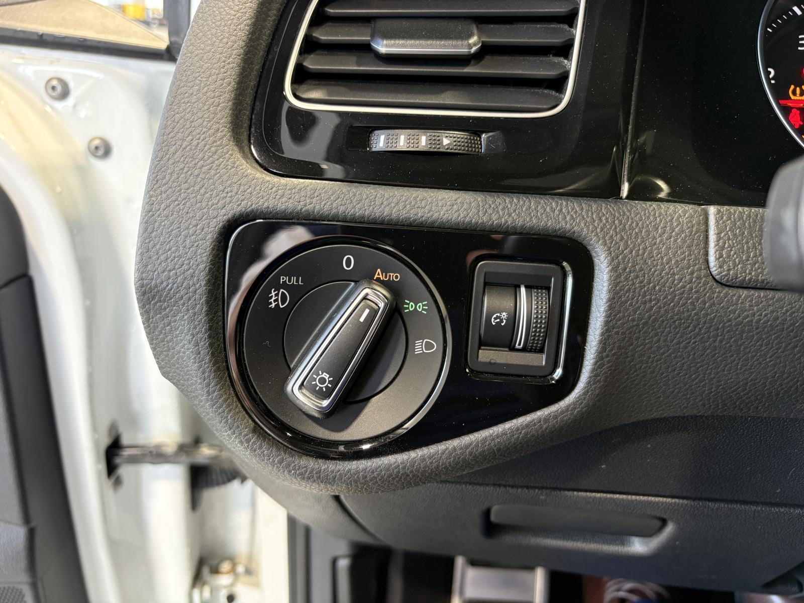 Image 15 Volkswagen GTI Autobahn 2020