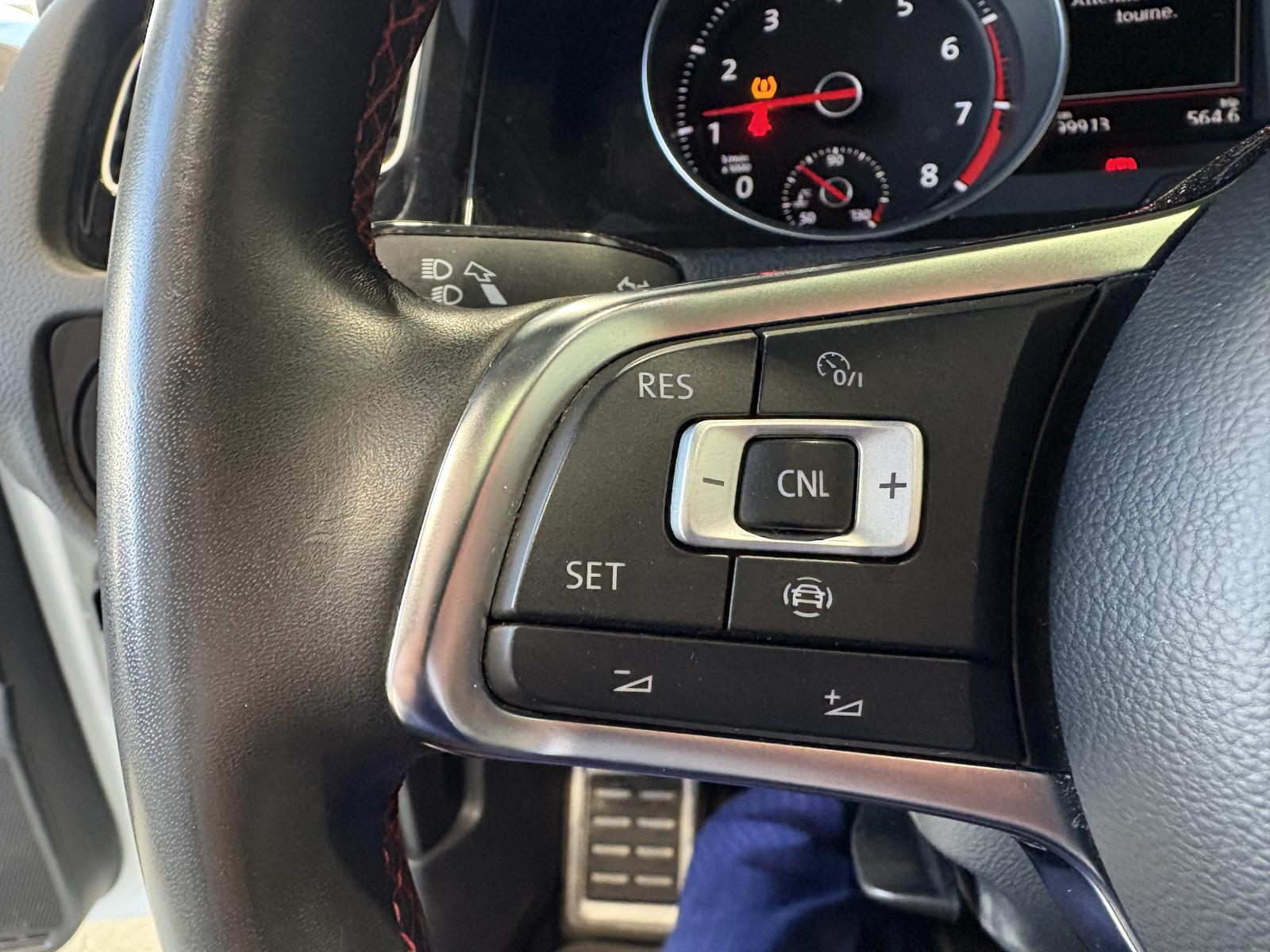 Image 16 Volkswagen GTI Autobahn 2020