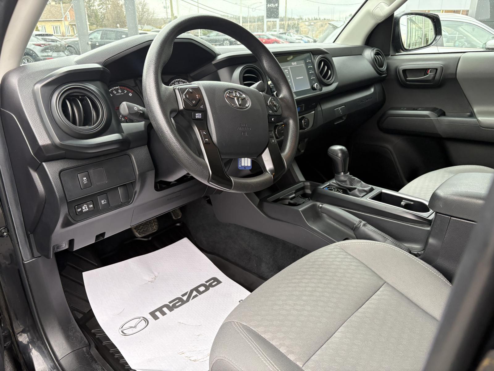 Image 11 Toyota Tacoma SR5 2023