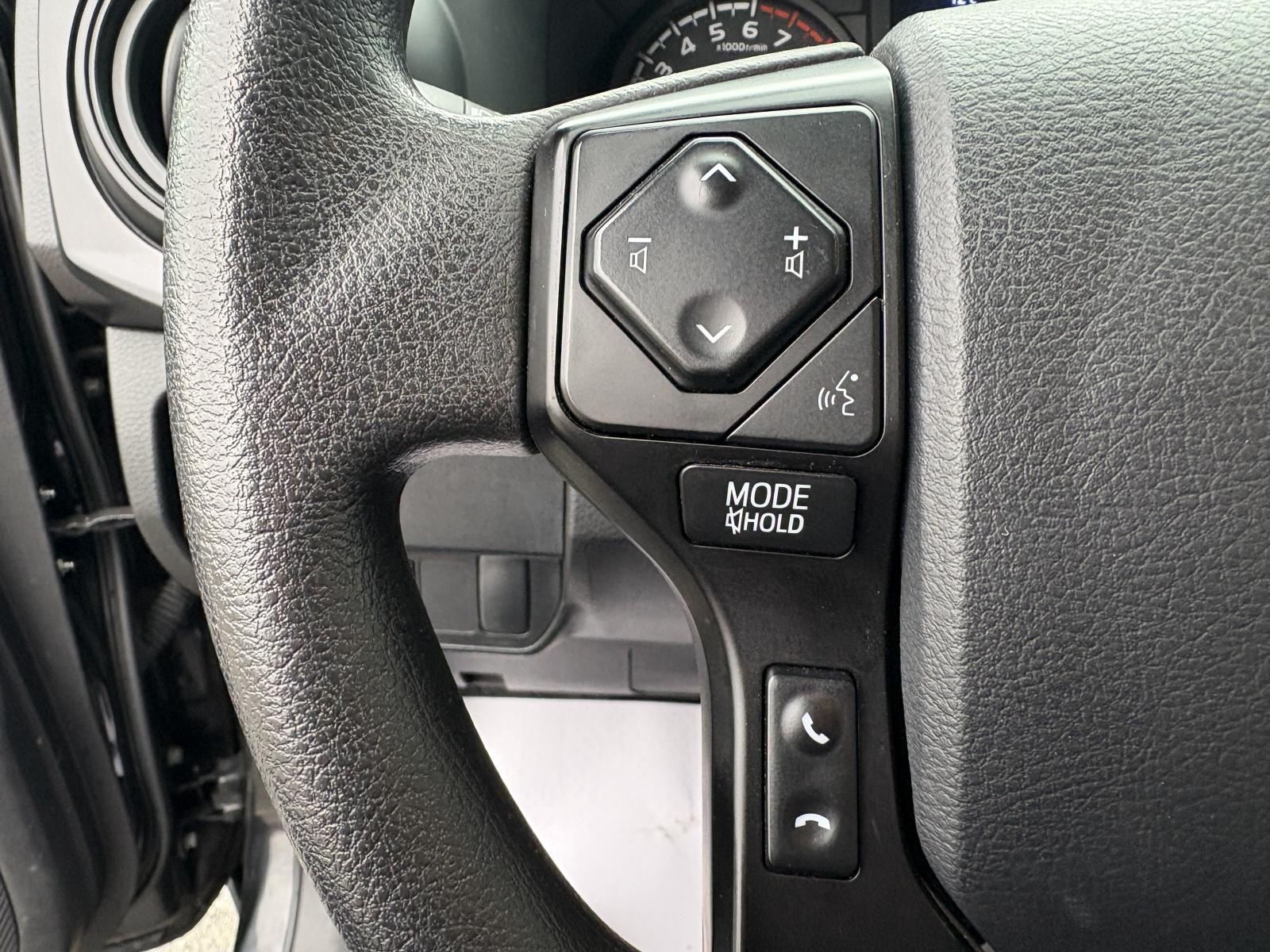 Image 16 Toyota Tacoma SR5 2023