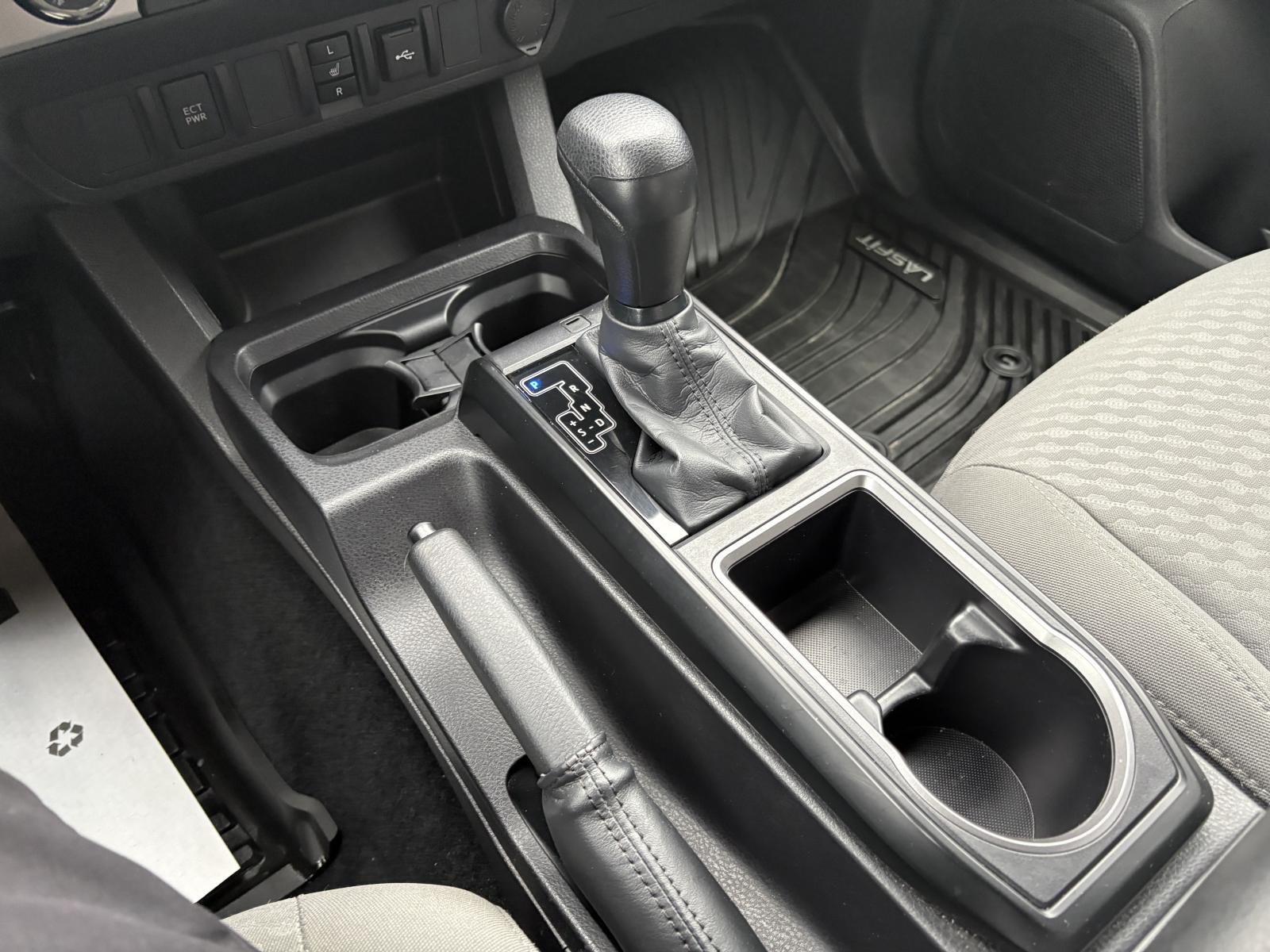 Image 22 Toyota Tacoma SR5 2023