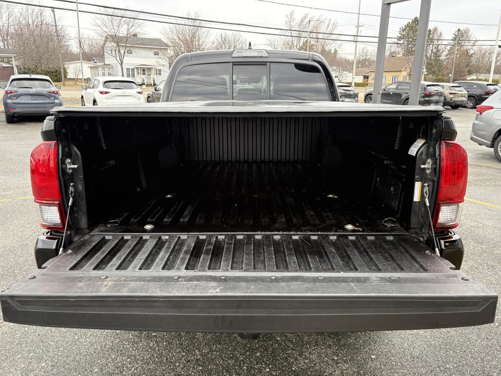 Image 24 Toyota Tacoma SR5 2023