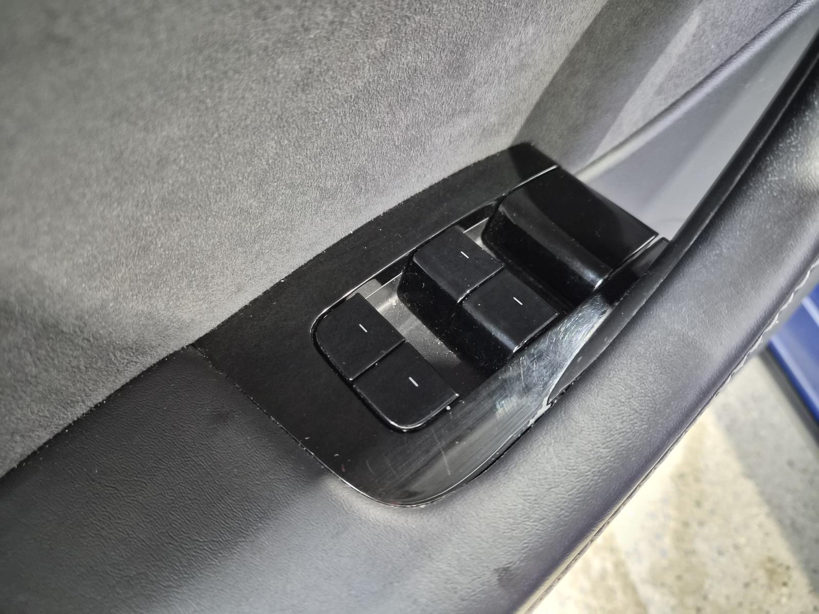 Image 13 Tesla Model Y Standard Range 2021