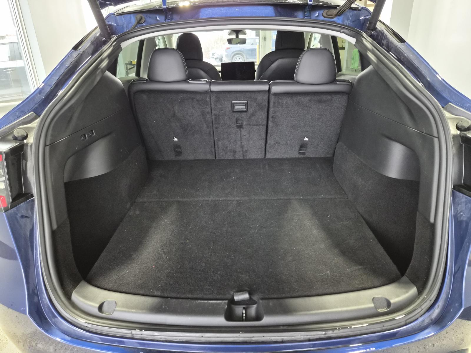 Image 17 Tesla Model Y Standard Range 2021