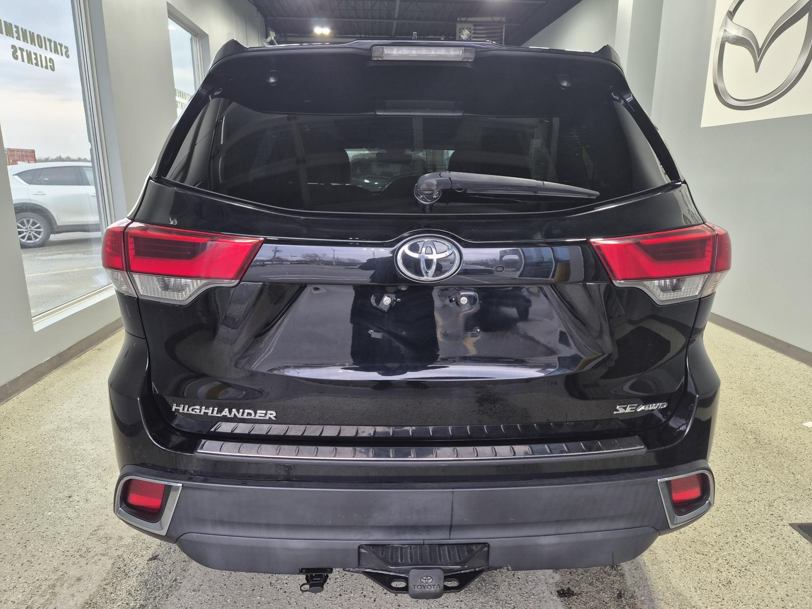 Image 4 Toyota Highlander XLE 2018