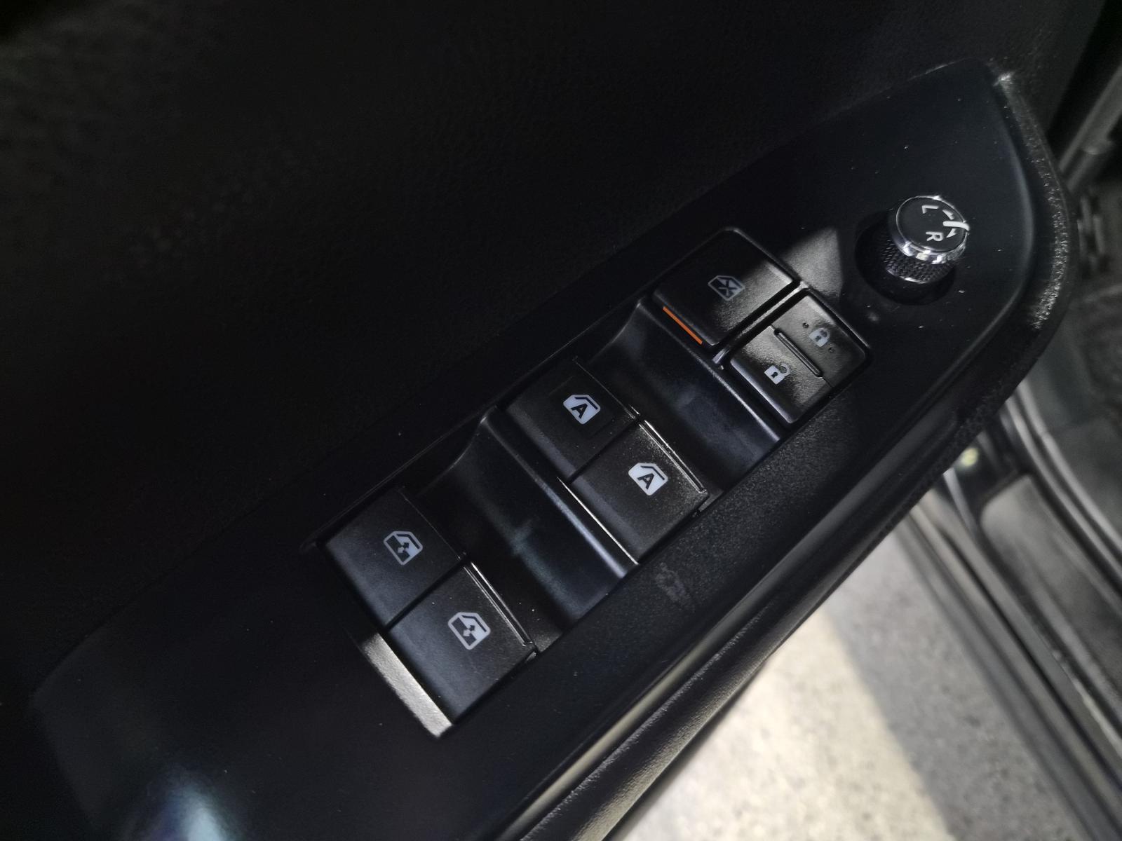 Image 14 Toyota Highlander XLE 2018