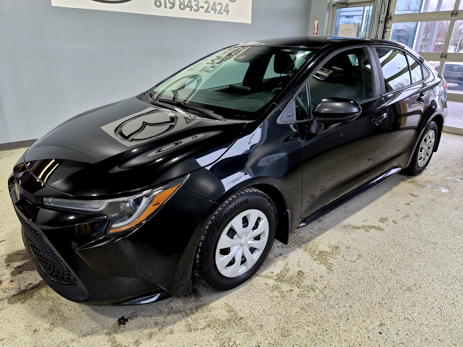 Image 2 Toyota Corolla LE 2020