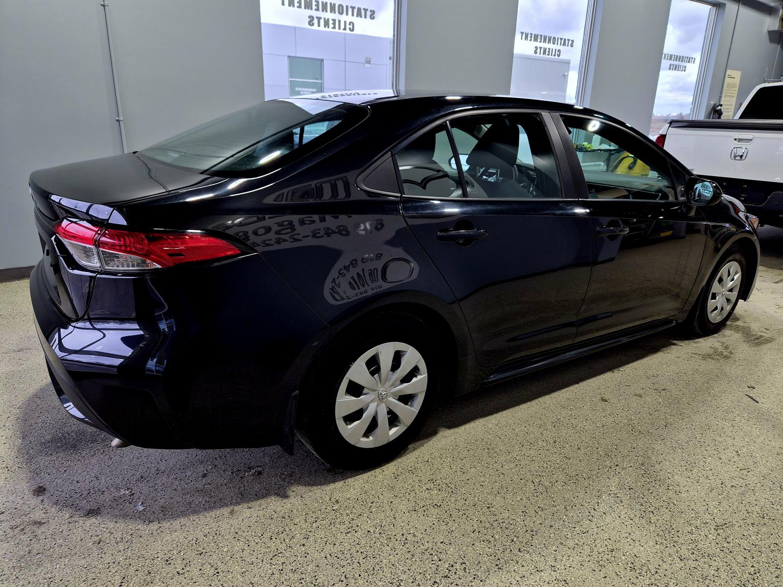 Image 5 Toyota Corolla LE 2020