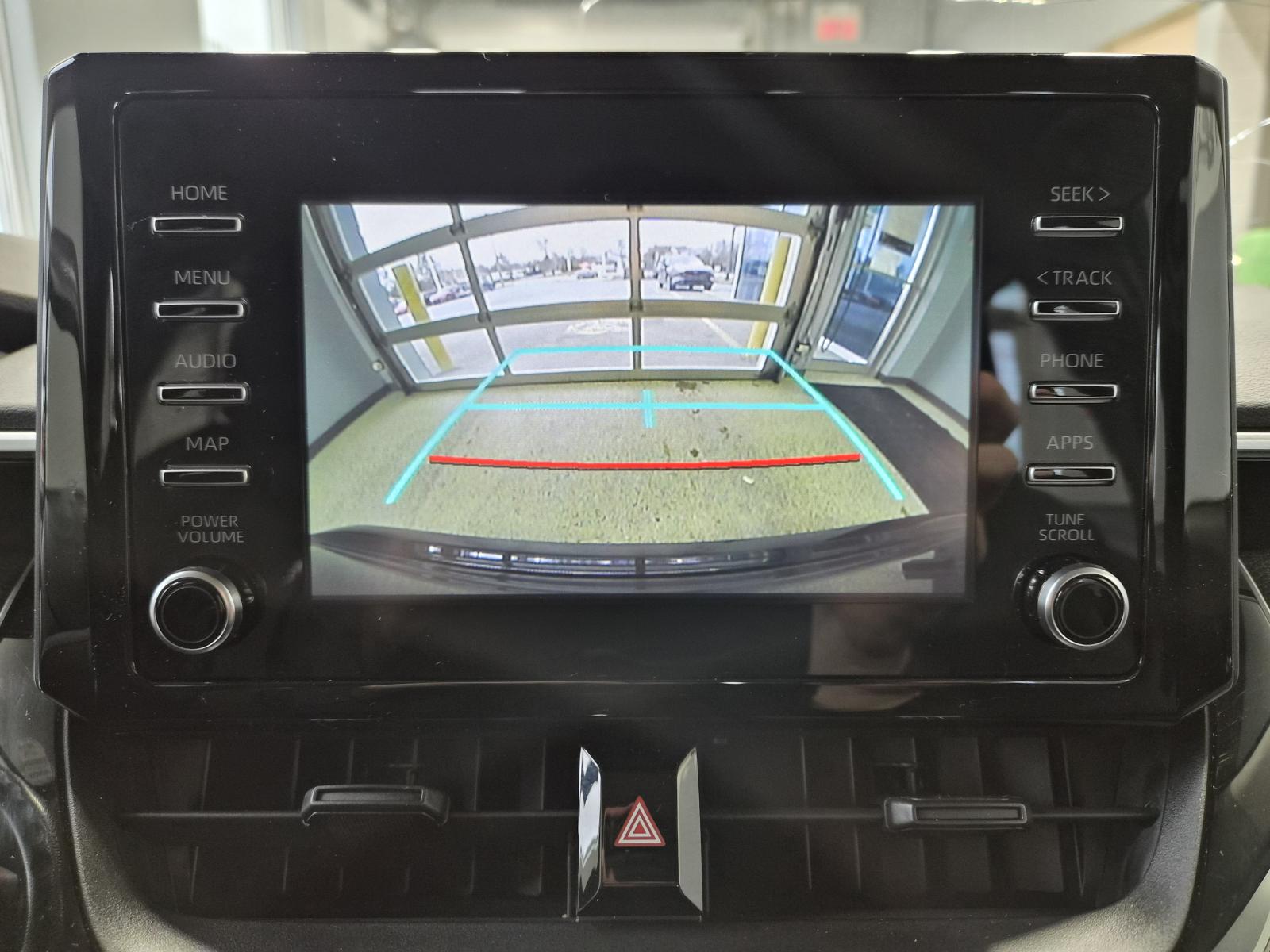 Image 17 Toyota Corolla LE 2020