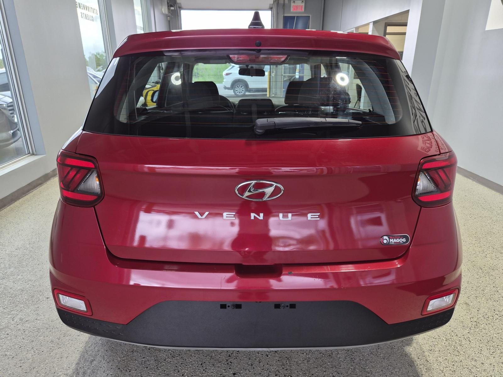 Hyundai Venue Essential 2020 — photo 4