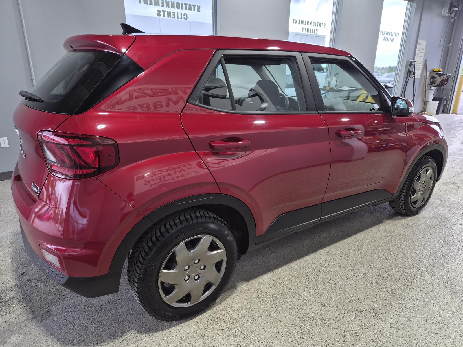 Hyundai Venue Essential 2020 — photo 6