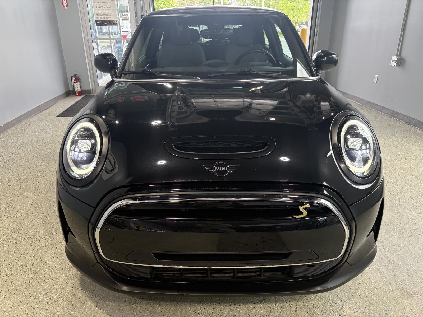 Mini Hatchback Cooper SE Electric 2023 — photo 7