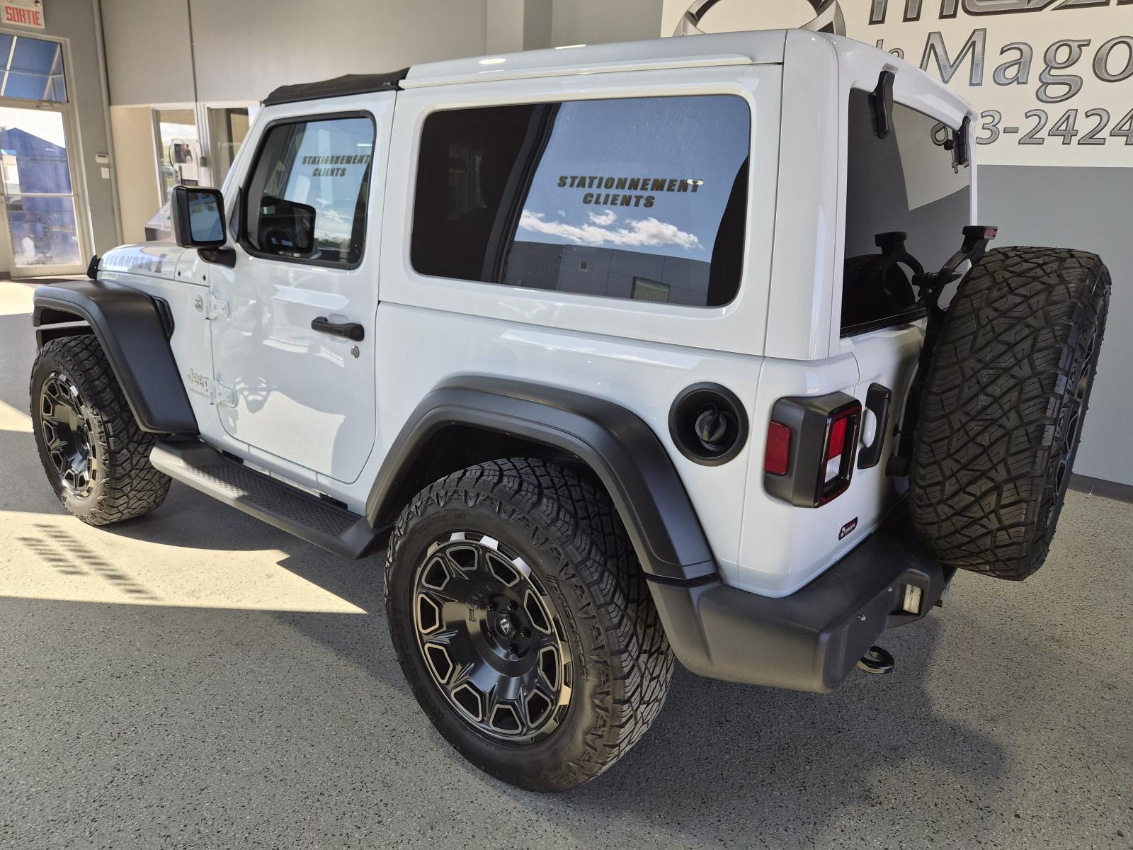 Jeep Wrangler Islander 2021 — photo 2