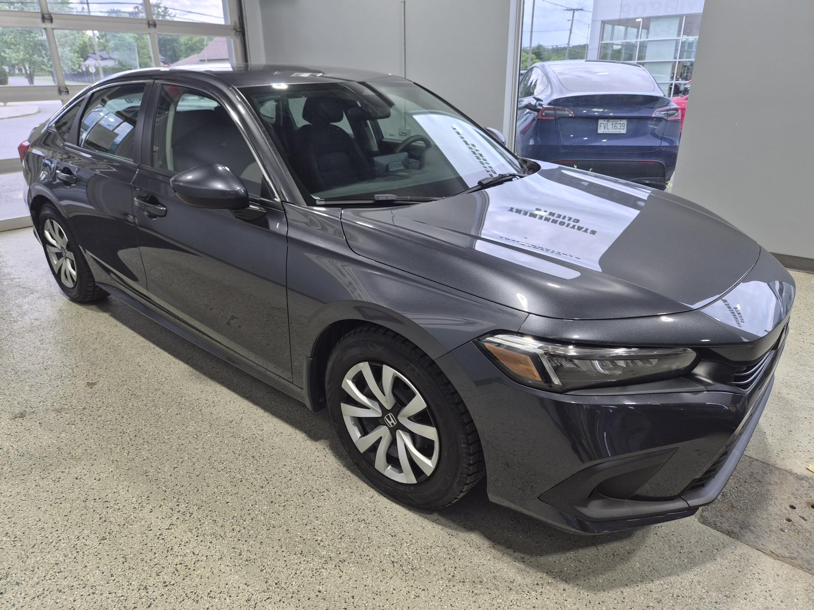 Honda Civic LX 2022 — photo 8