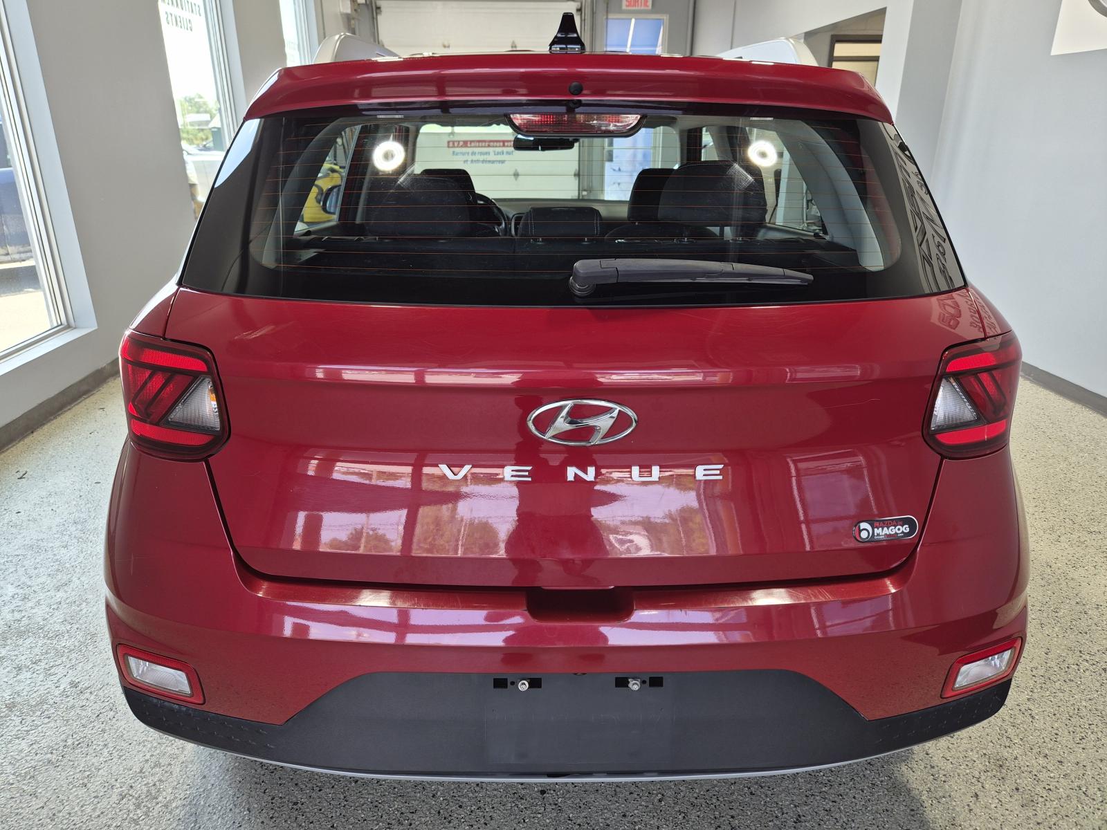 Hyundai Venue Preferred 2021 — photo 4