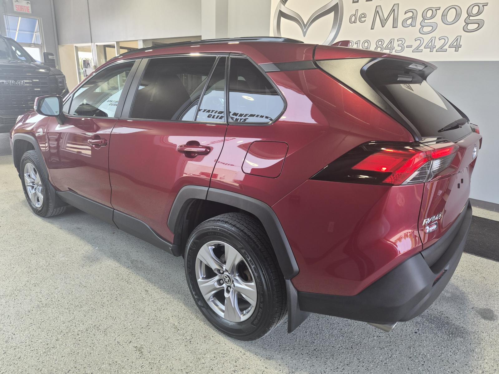 Toyota Rav4 XLE 2022 — photo 3