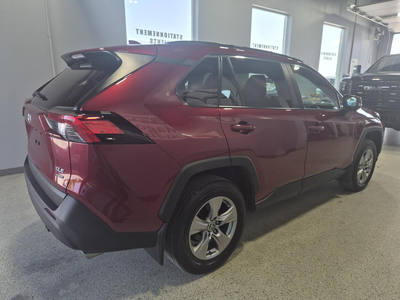 Toyota Rav4 XLE 2022 — photo 5