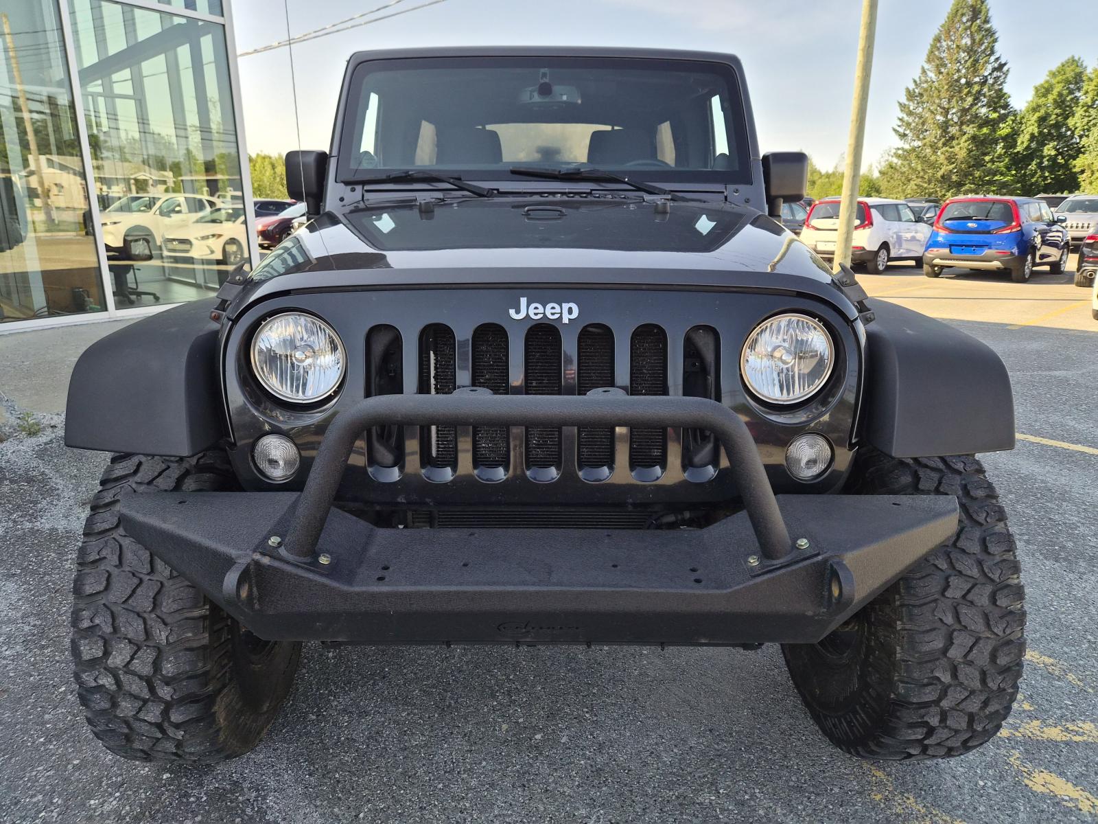 Jeep Wrangler Unlimited Sport 2014 — photo 6