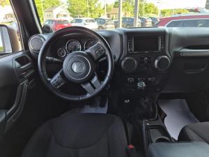 Thumbnail 11 Jeep Wrangler Unlimited Sport 2014