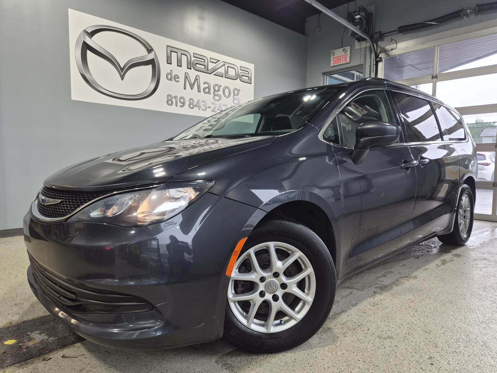 Chrysler Pacifica Touring 2019
