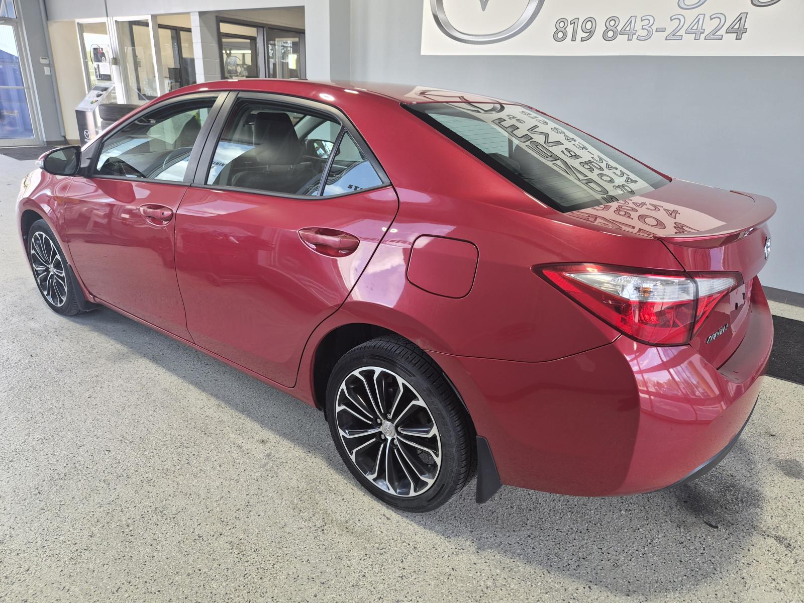 Toyota Corolla S 2015 — photo 2