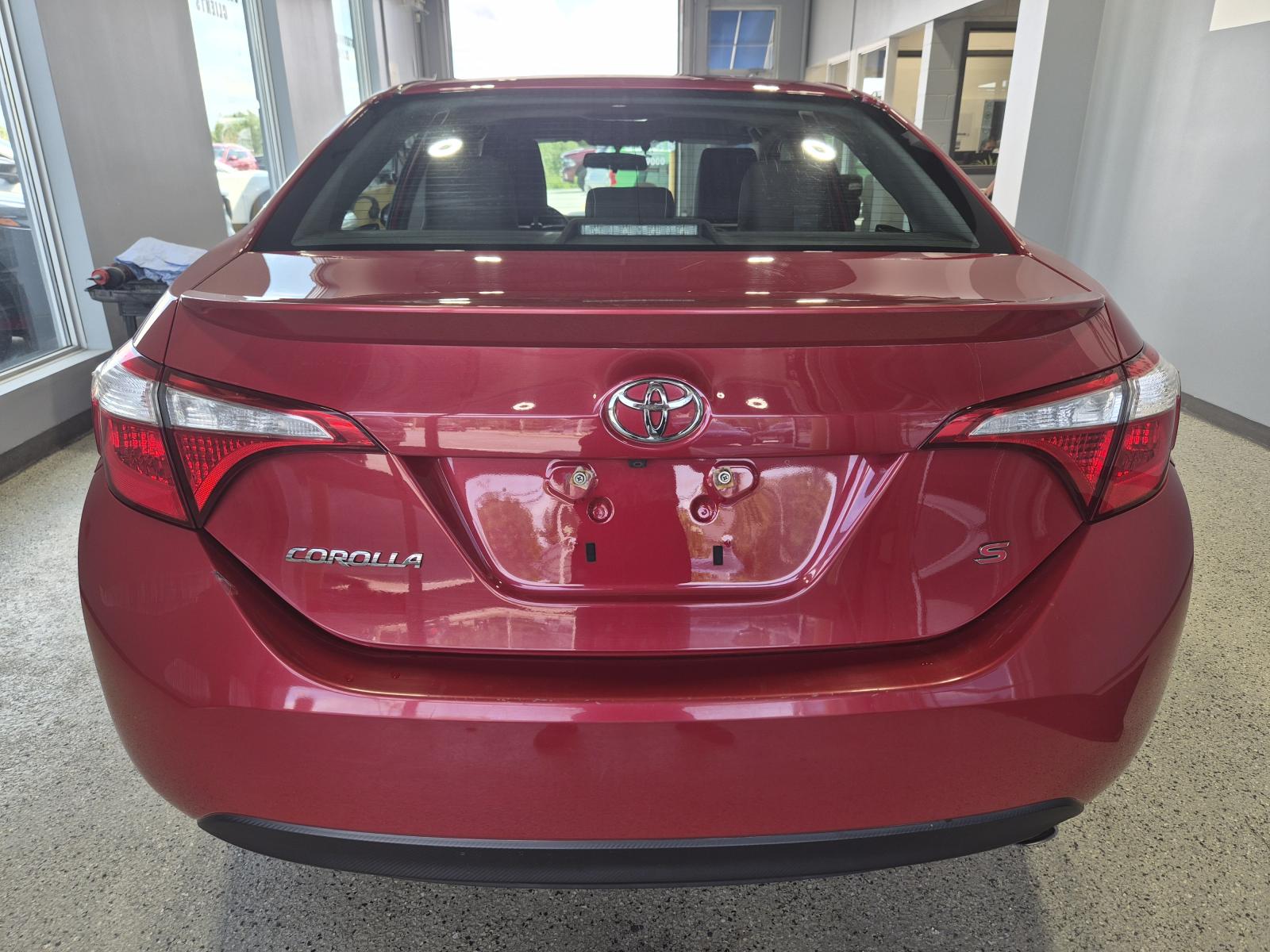 Toyota Corolla S 2015 — photo 3