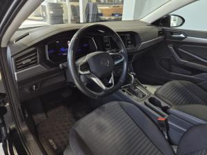 Miniature 9 Volkswagen Jetta Trendline 2023