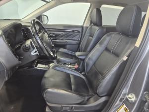 Miniature 12 Mitsubishi Outlander PHEV SE Touring 2018