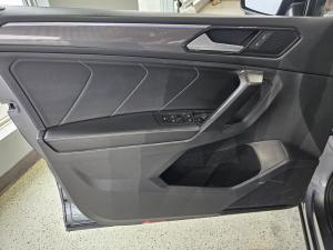 Miniature 21 Volkswagen Tiguan Comfortline R-L Blk 2023