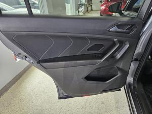 Miniature 23 Volkswagen Tiguan Comfortline R-L Blk 2023