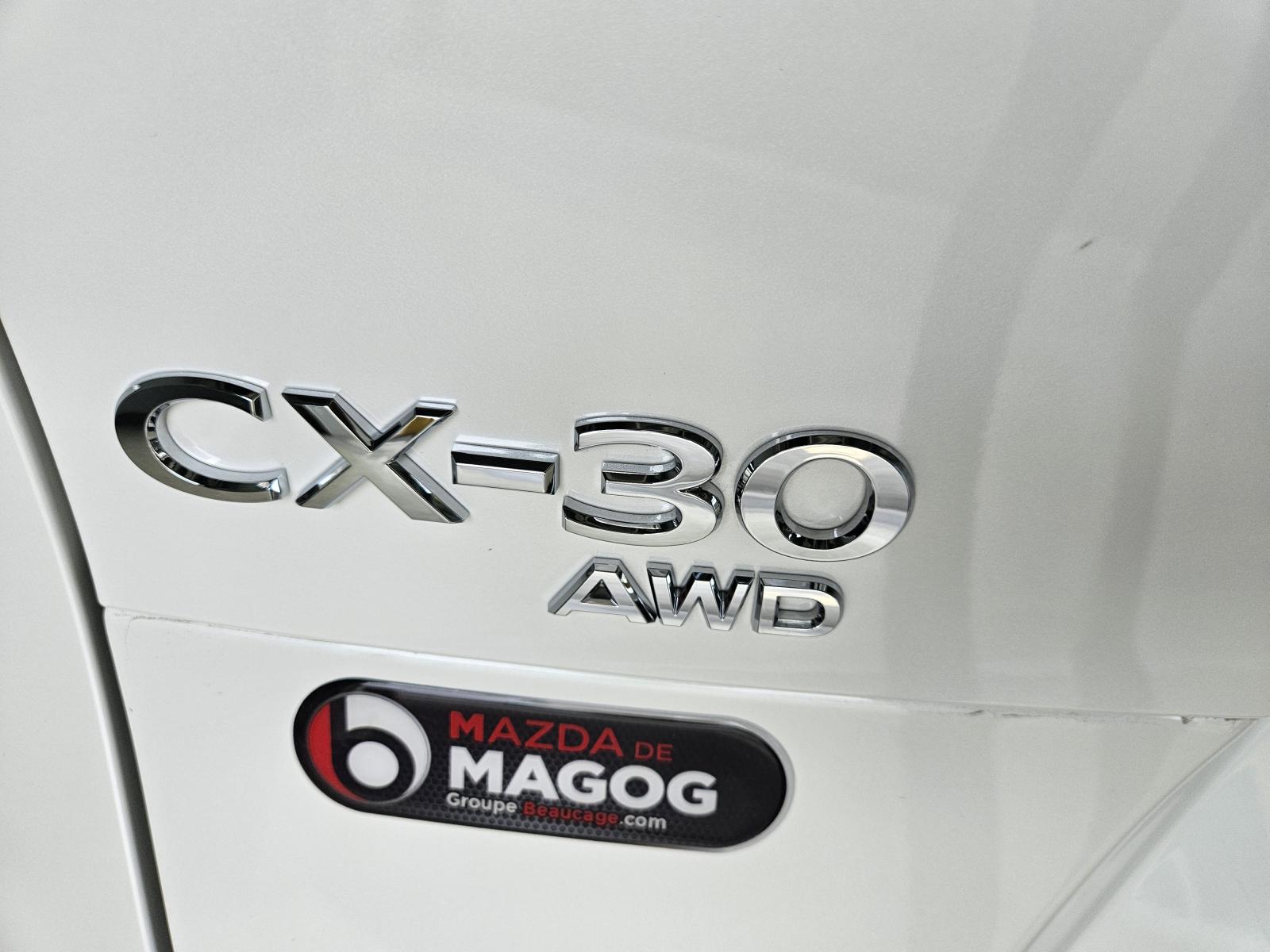 Mazda CX-30 GS Luxury 2023 — photo 4
