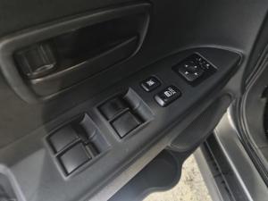 Miniature 13 Mitsubishi RVR ES 2023