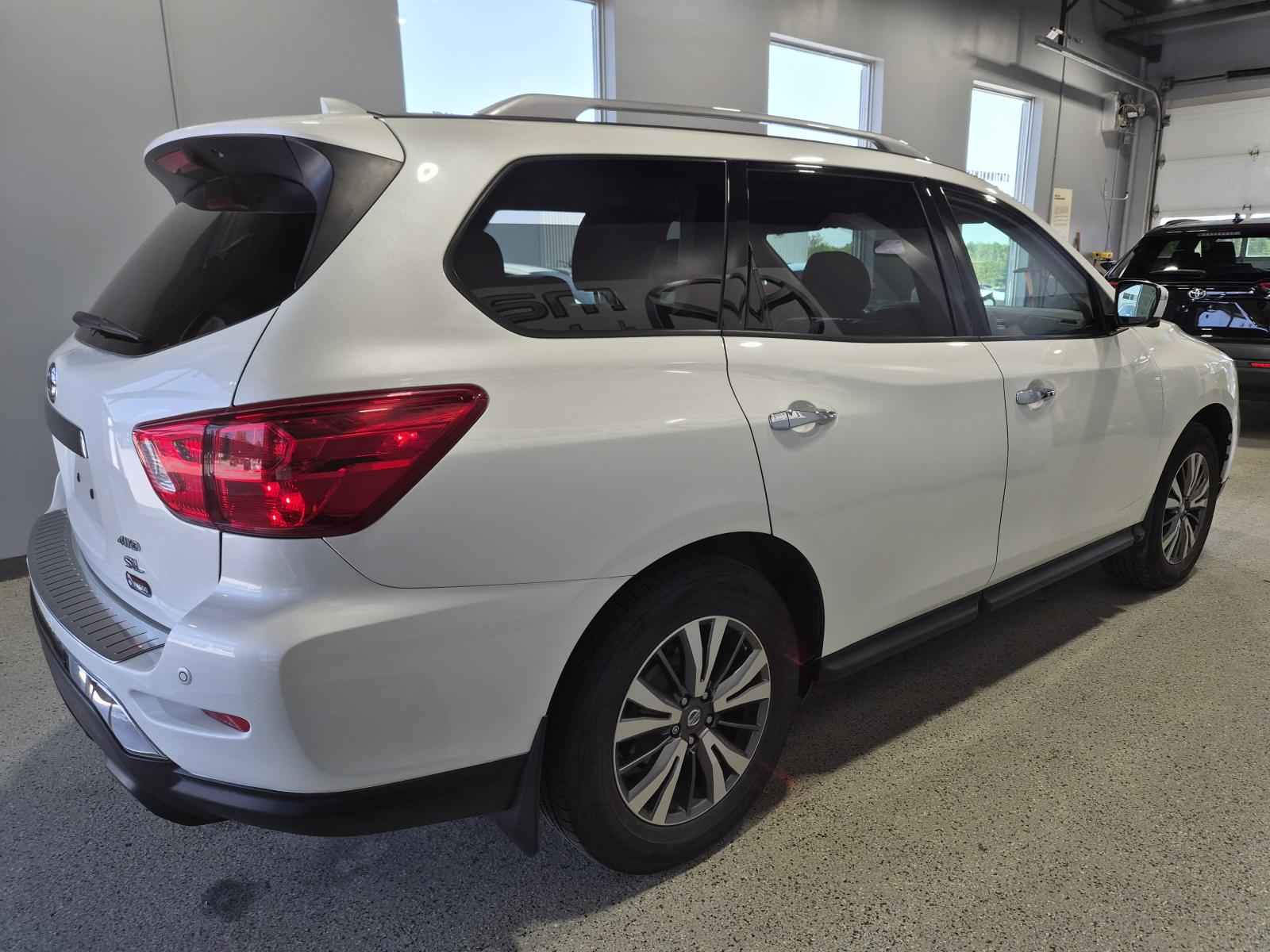 Nissan Pathfinder SL 2019 — photo 5
