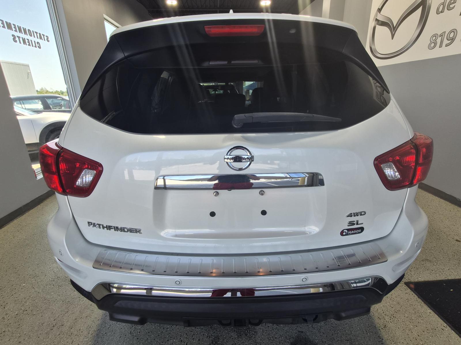 Nissan Pathfinder SL 2019 — photo 4