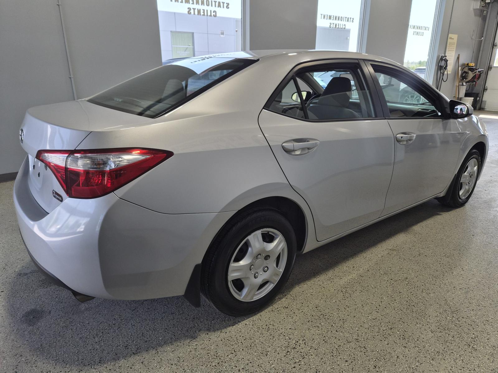 Toyota Corolla LE 2014 — photo 5