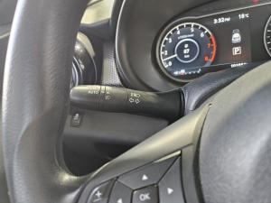 Miniature 17 Nissan Kicks SV 2019