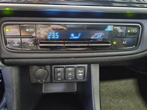 Miniature 11 Toyota Corolla LE 2017