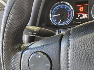 Miniature 18 Toyota Corolla LE 2017