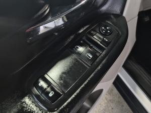 Miniature 13 Dodge Grand Caravan SXT 2019