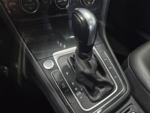 Miniature 22 Volkswagen Golf Highline 2020