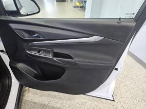 Miniature 29 Chevrolet Bolt EUV LT 2023