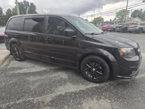 Miniature 6 Dodge Grand Caravan GT 2017