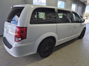 Miniature 5 Dodge Grand Caravan GT 2020