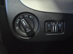 Miniature 13 Dodge Grand Caravan GT 2020
