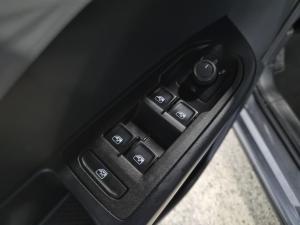 Miniature 13 Volkswagen Taos Trendline 2024