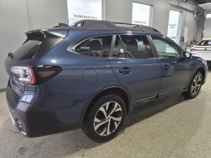 Miniature 5 Subaru Outback Limited 2020