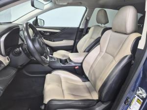 Miniature 12 Subaru Outback Limited 2020